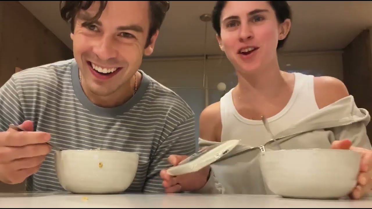 what hot people eat