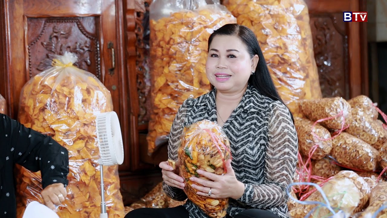 IDEA CORNER/កម្មវិធី គំនិតច្នៃបង្កើត: សិប្បកម្មចេកឆាបក្រឡាញ់(Kralanh Crispy Banana Handicraft)