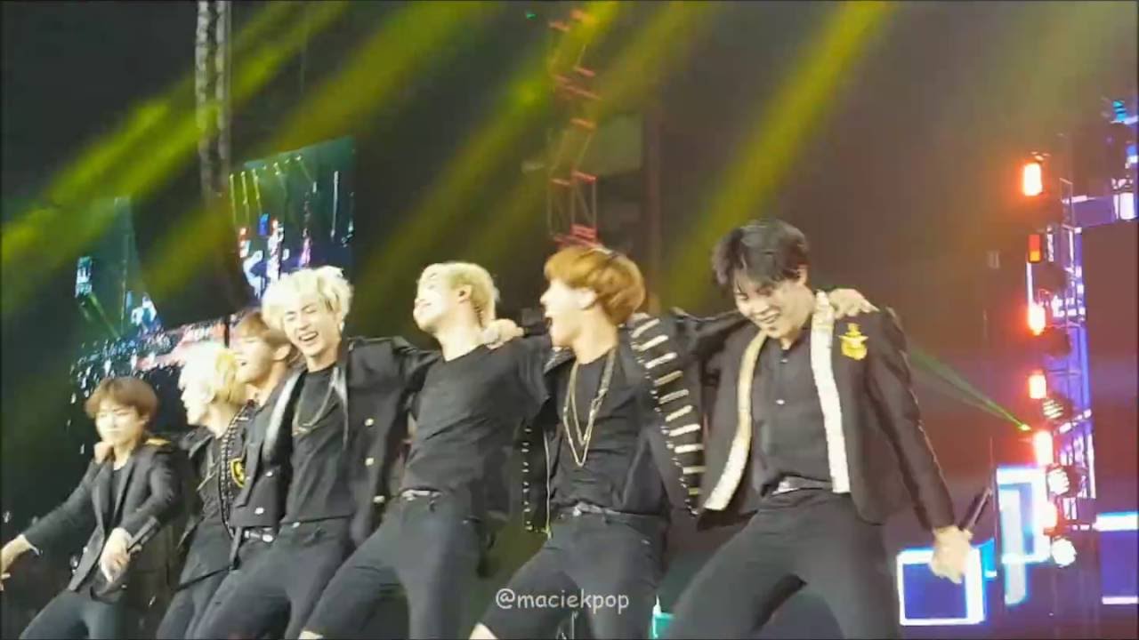 BTS - Dope + Boyz with Fun + Rise of Bangtan(Epilogue in Manila)fancam