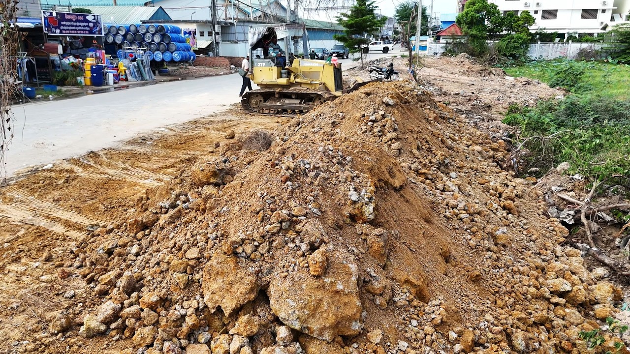 PERFECT FULL VIDEO 100%!! Working Filling Land Use Dozer D37P Komatsu And Dump Trucks 5Ton