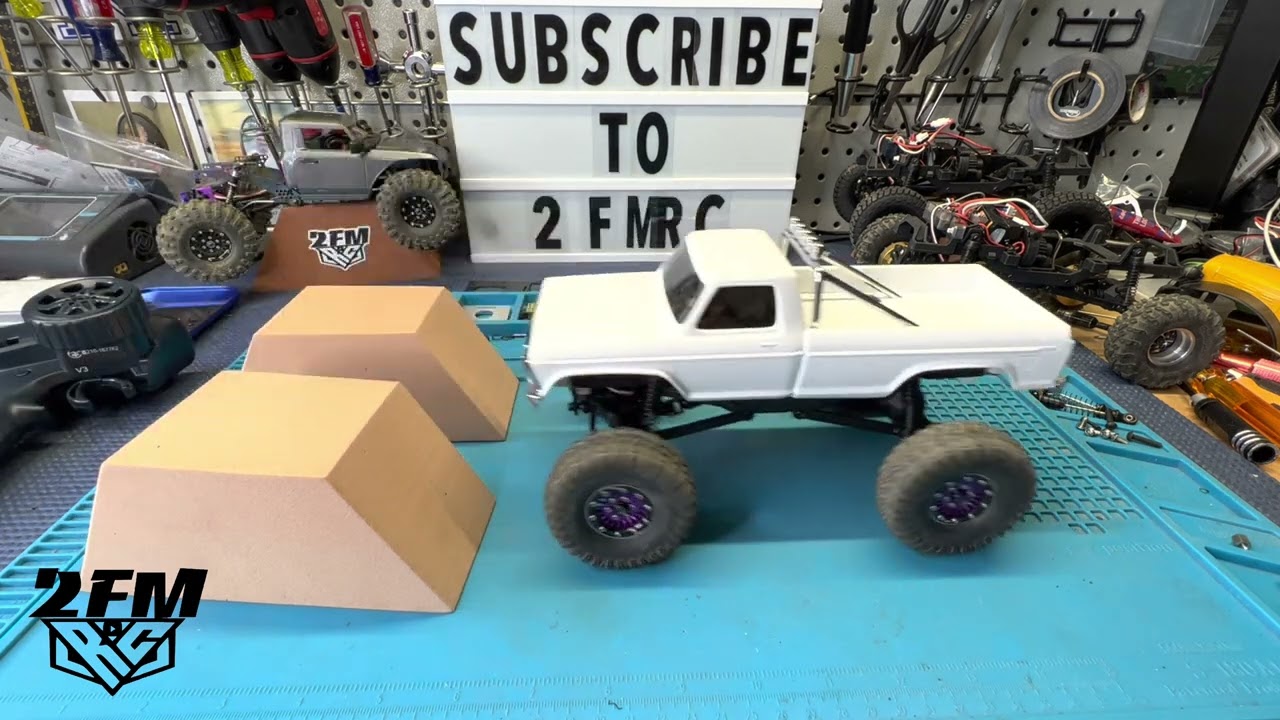 FMS FCX24 Speed Motor Slow Crawl comparison & thoughts!