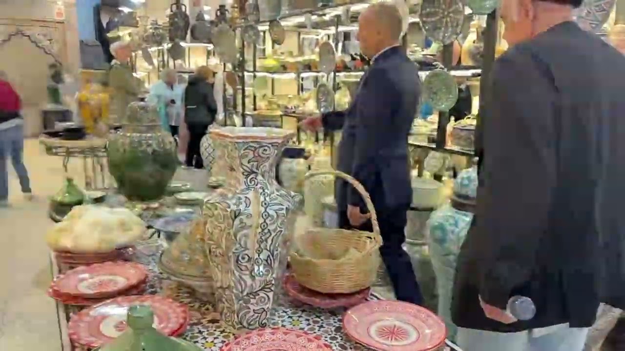 ביקור רשמי כאורח במפעל קרמיקה ב פאס… Fes Morocco. אביזמר Avizemer