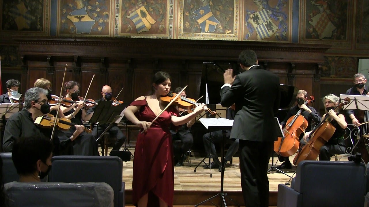 J.S Bach Violin Concerto in A minor | Sophia Blanco