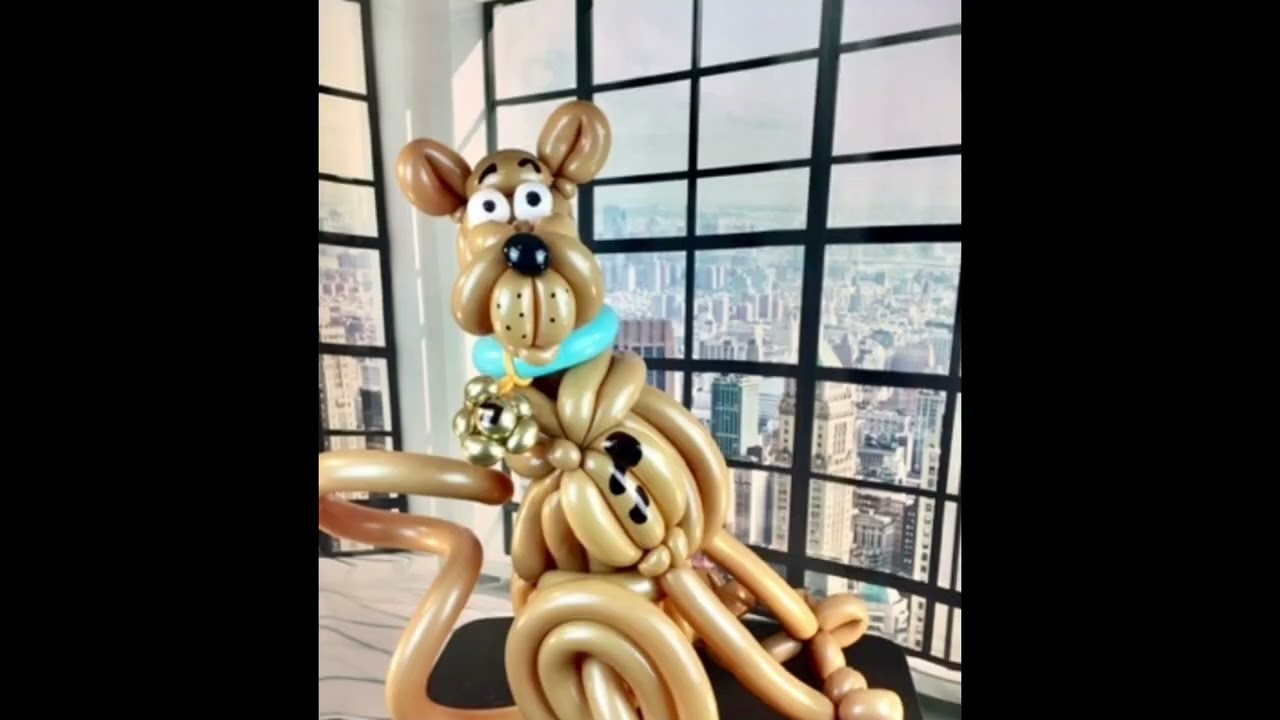 Here is a little peek into my life as a balloon artist💕