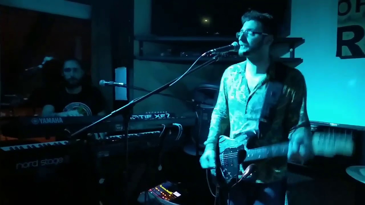 Echoes - Comfortably numb (Pink Floyd cover)