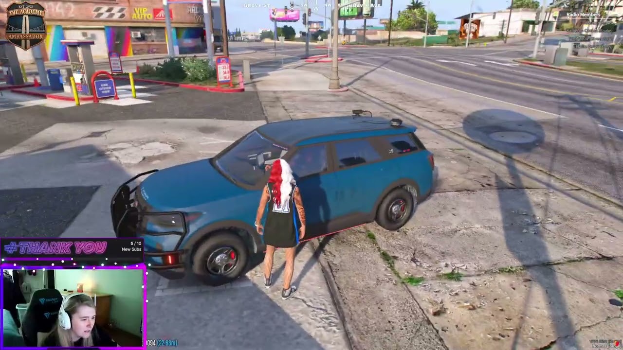 HALLIE AND FRIENDS | ROAD TO 3K | TARP AMBASSADOR| GTA V | !discord | !server | !outbreak