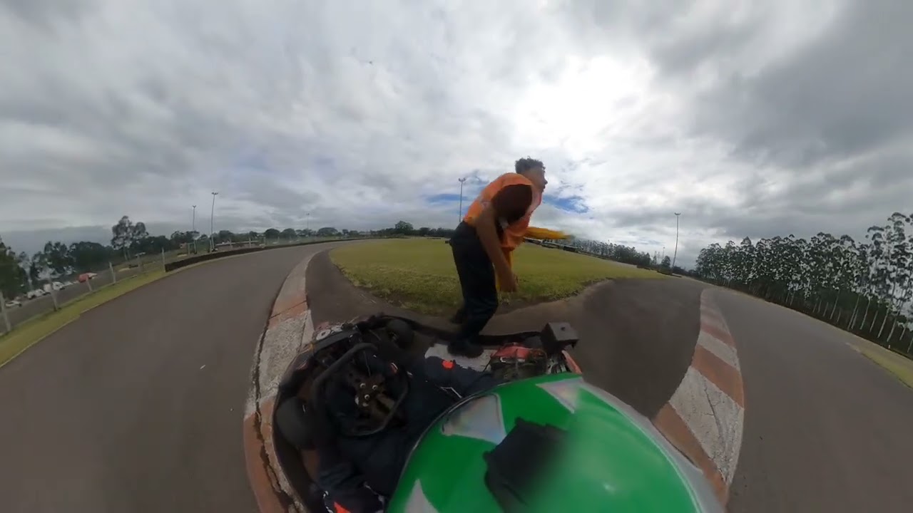VELOPARK. Road Race da NK RACING, 07/02/2026. Pane em dois karts e última posição pela 1ª vez. 