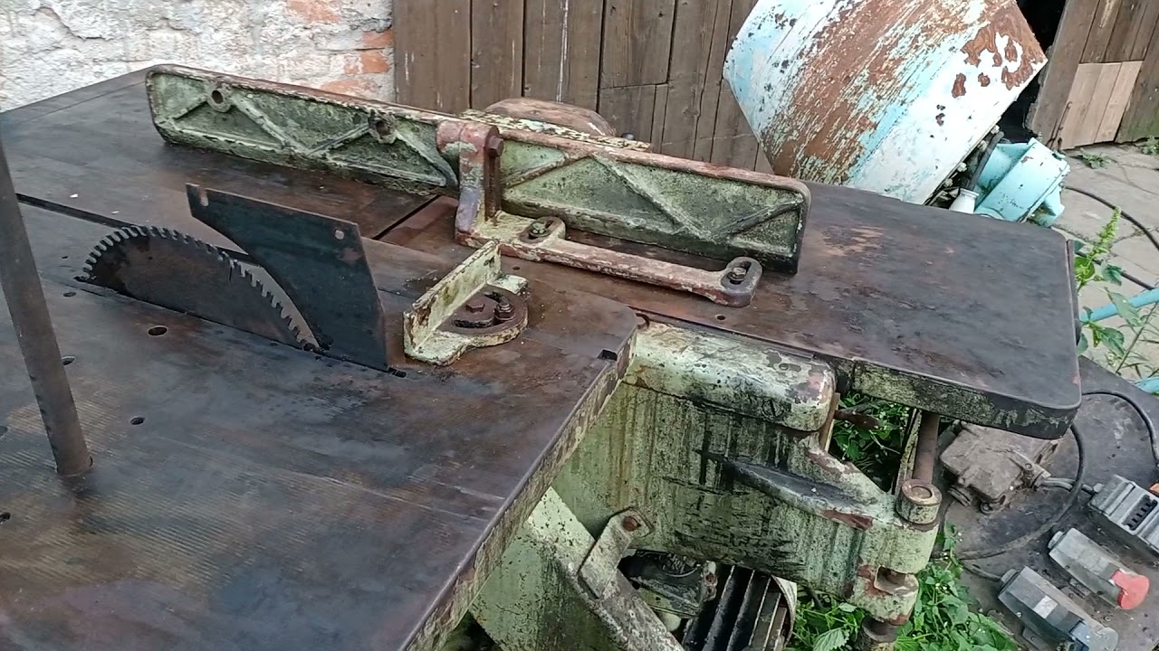 Petioperacni ROBUSNI,drevobrabeci stroj TOS.Aneb další zachráněný poklad ze stodoly.