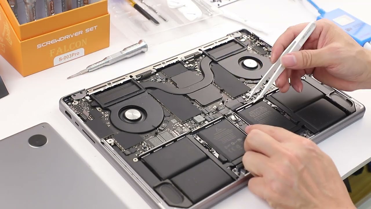 MacBook Pro A2442 Removing the motherboard (M1 Pro Model)