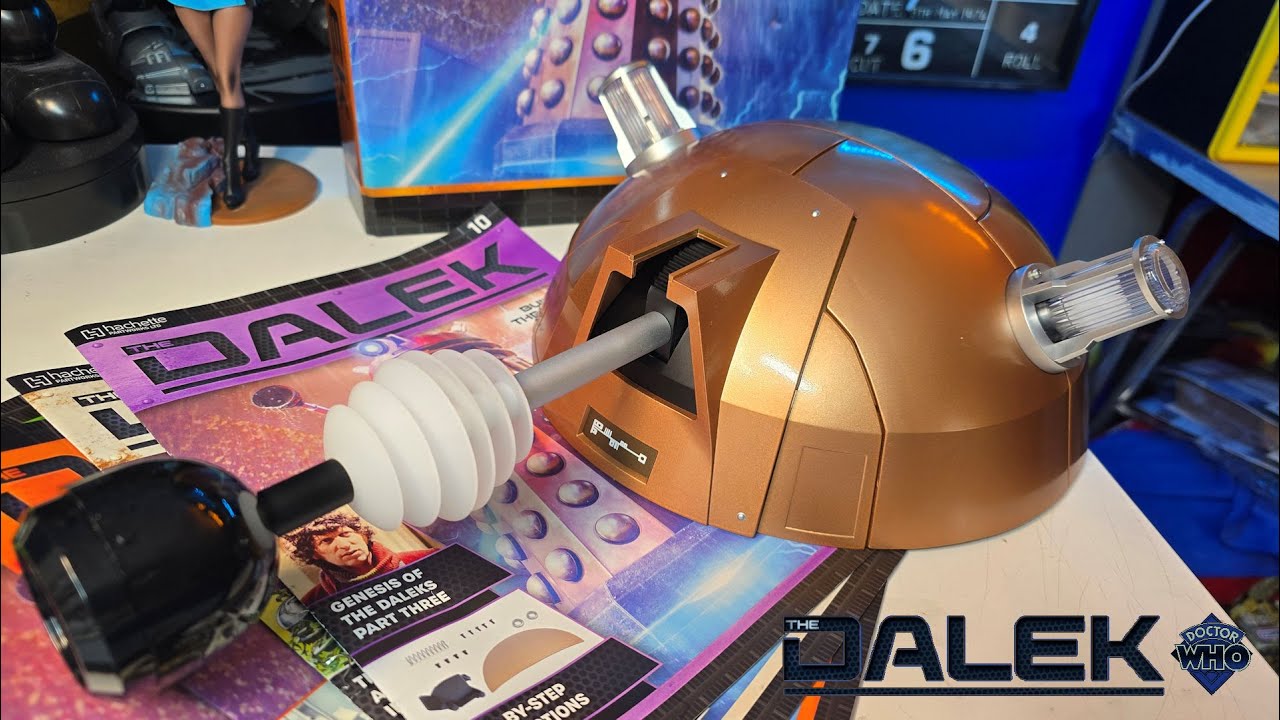 Build the Doctor Who 1:2 Scale Dalek - Pack 3 - Stages 7-10