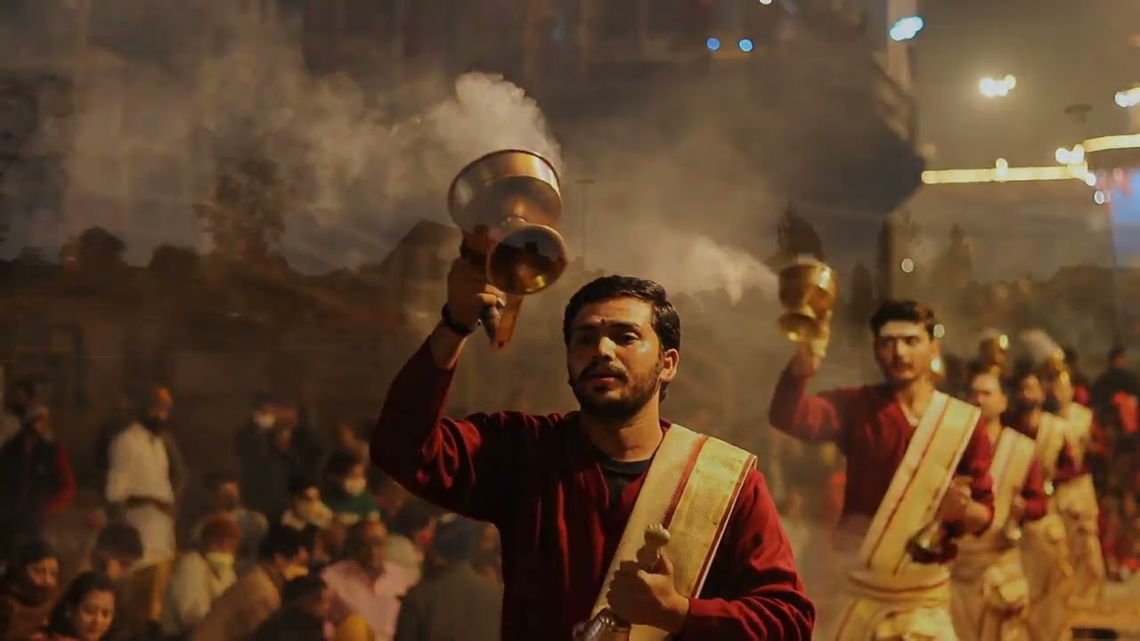 ¡Amor Prohibido! Bollywood y Sevilla: Pasión Bajo la Luna