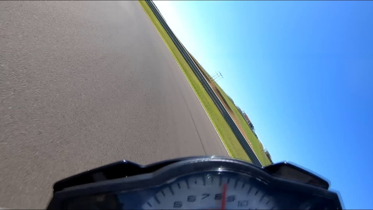 BYE BOYS - Chicks who Ride - Luddenham Raceway