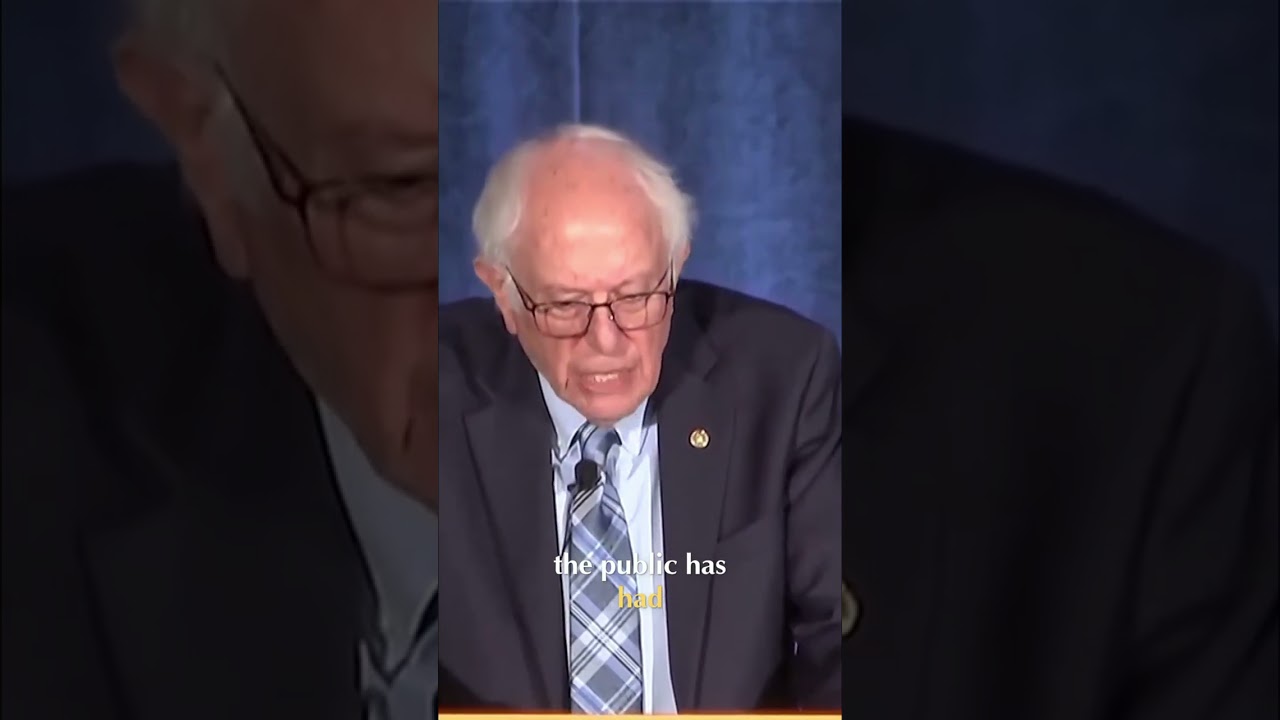 Bernie Sanders & Steve Bannon Unite on AI Regulation #shorts