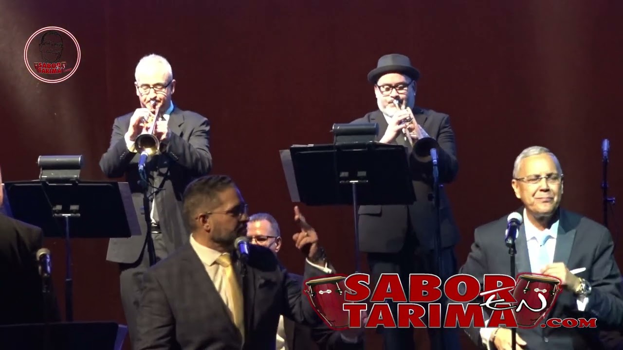 Johnny Pacheco EL CELOSO Canta Herman Olivera en  Tributo a el Zorro de Plata en el Lehman Center NY