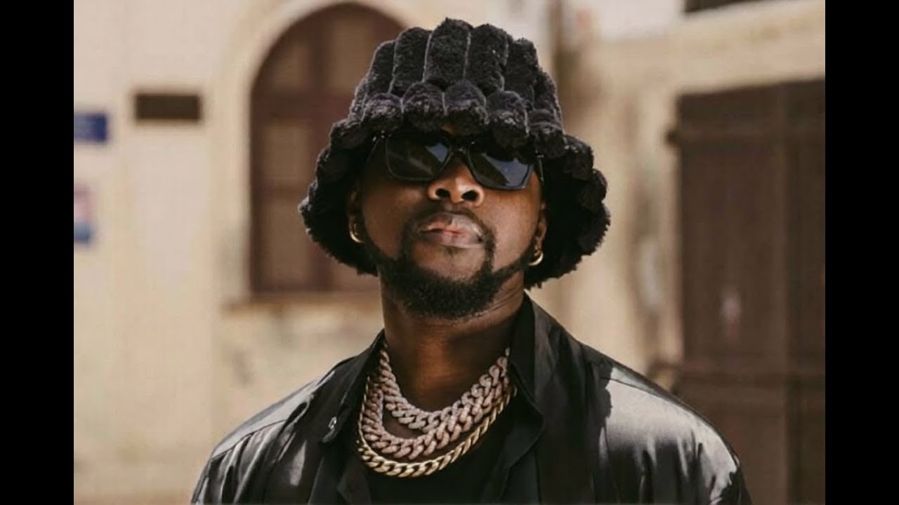 Kizz Daniel - DECEMBER SWEET (Official Video)