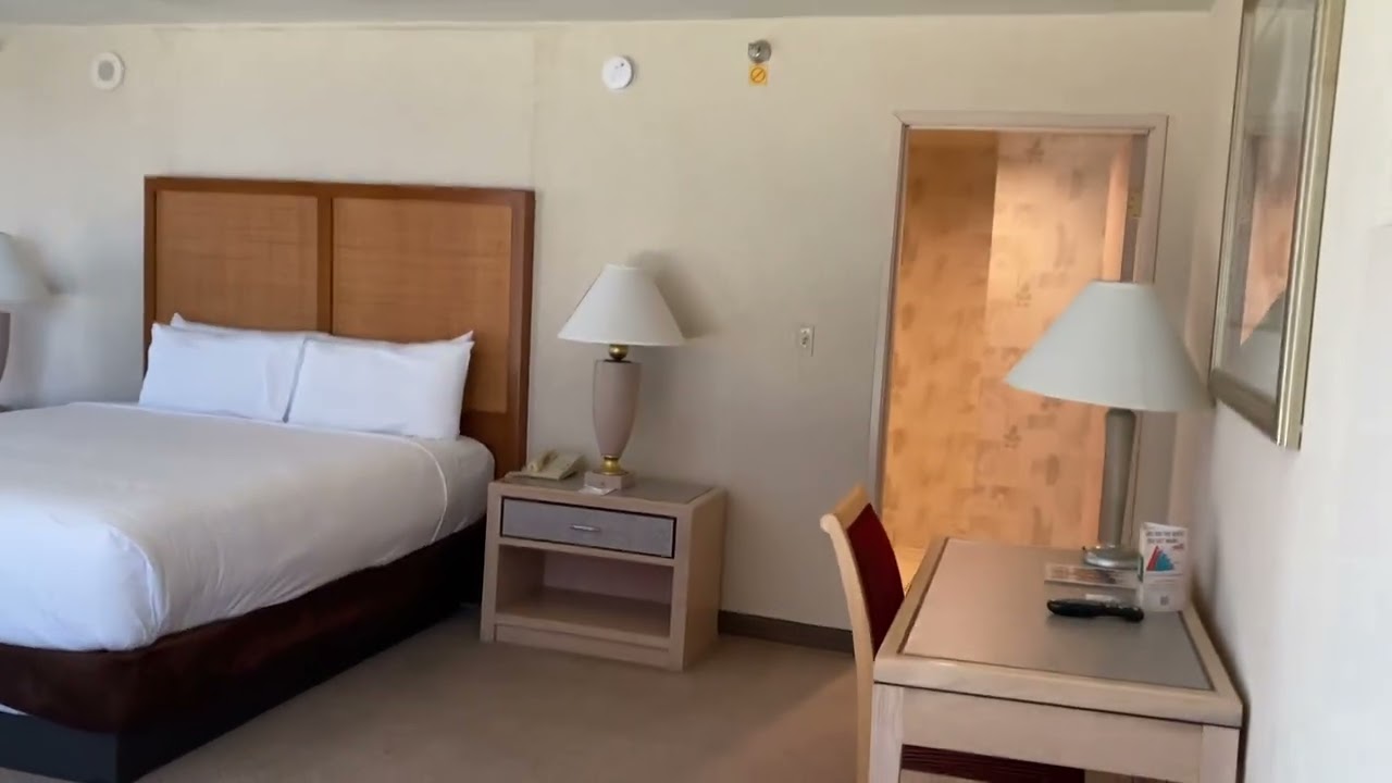 Rio Las Vegas PREMIER SUITE 1700 sqft