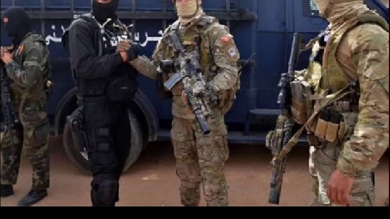 Cheb arres- 3andek rassek la yetgassa - barosh شاب عراس ـ عندك راسك لا يتڨاس