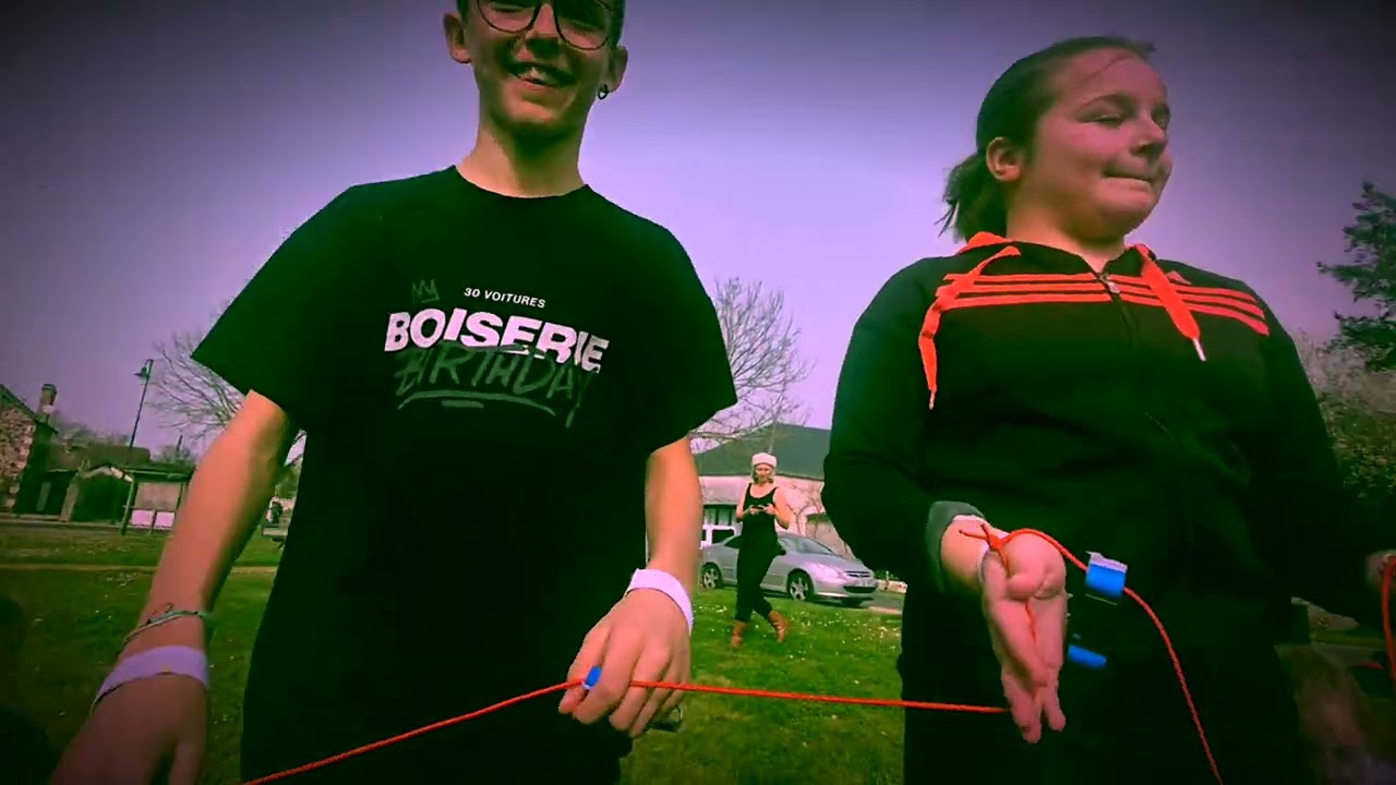 Extra-ChouxTia-Calli Borlase, Sarah Roshem, Kamelito2026—Vidéo, 4’41”