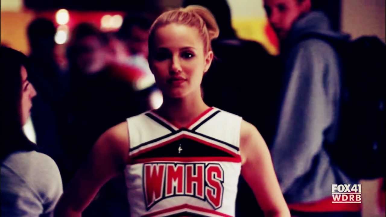 GLEE CRACK 04
