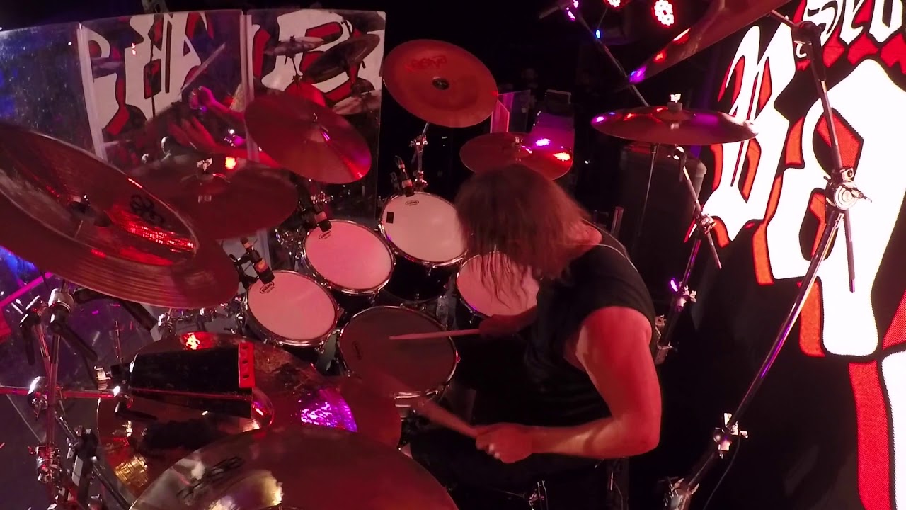 Bobby Jarzombek - Monkey Business/Tom Sawyer live