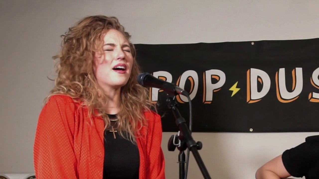 Kat Cunning Performs 