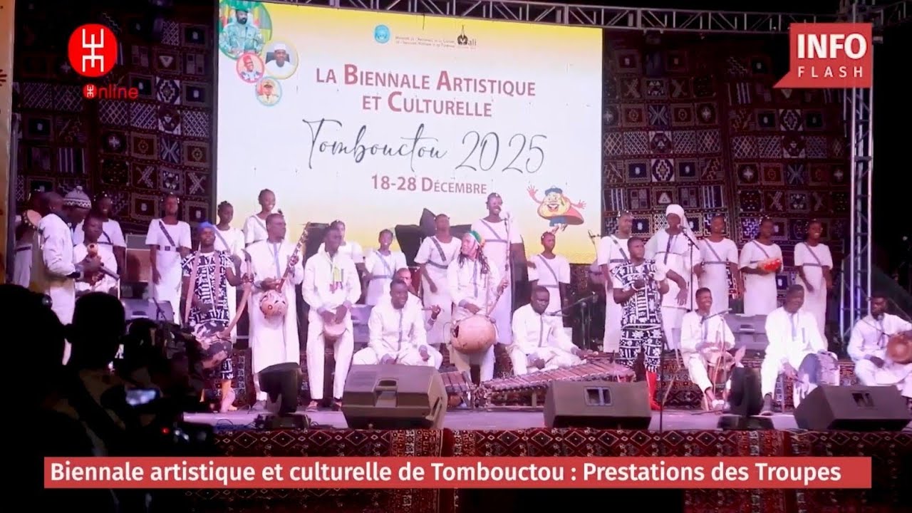 PRESTATIONS DES TROUPES A LA BIENNALE ARTISTIQUE ET CULTURELLE DE TOMBOUCTOU