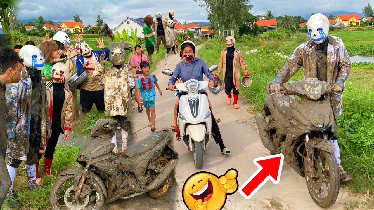 Kẻ N&agrave;o Đ&atilde; Đ&atilde; L&agrave;m Xe Của Anh Bốn Sans Ra Thế N&agrave;y ...606 Sans Bị Tr&oacute;i