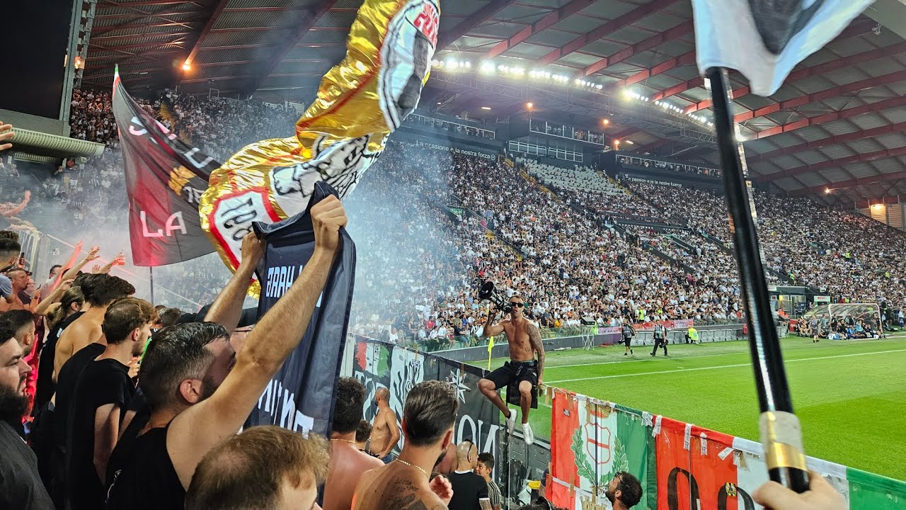 Udinese 0-3 JUVENTUS Settore ospiti : Siamo pazzi di te...🌹🏁 @Juventus