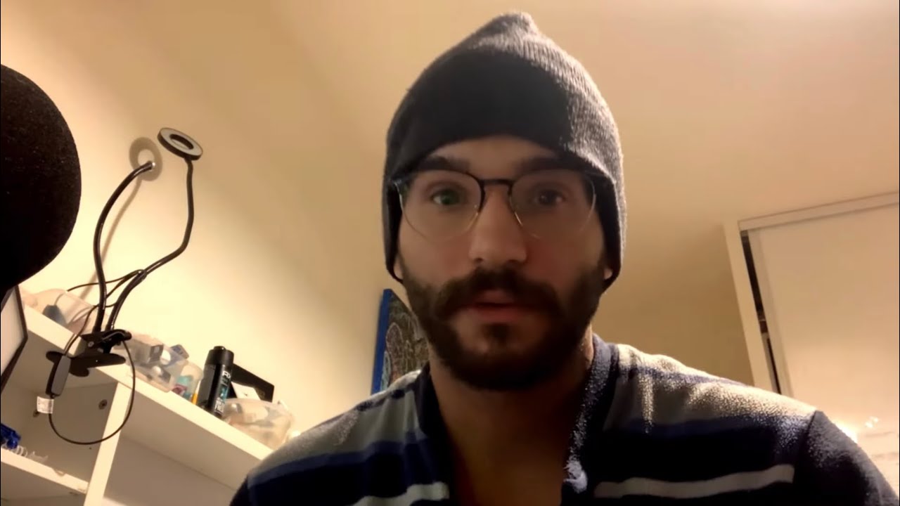 ASMR FRANÇAIS - ON JOUE À FIFA 2022 (JE M’ENTRAINE POUR TWITCH)