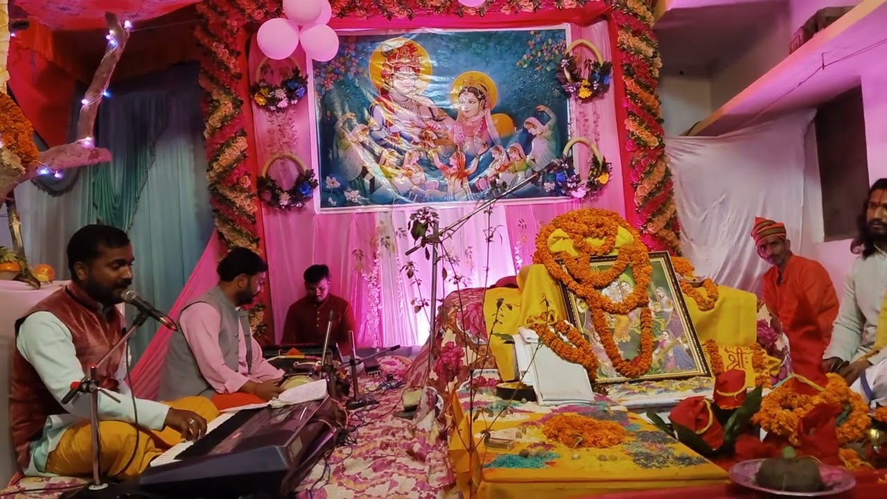 Is bhajan me jivan ki anmol line hai ek bar jarur sune 