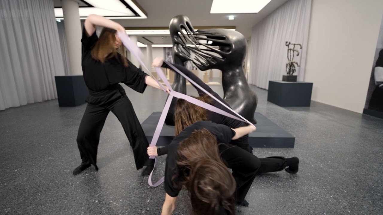 IN HER HANDS. BILDHAUERINNEN DES SURREALISMUS Ausstellungsvideo