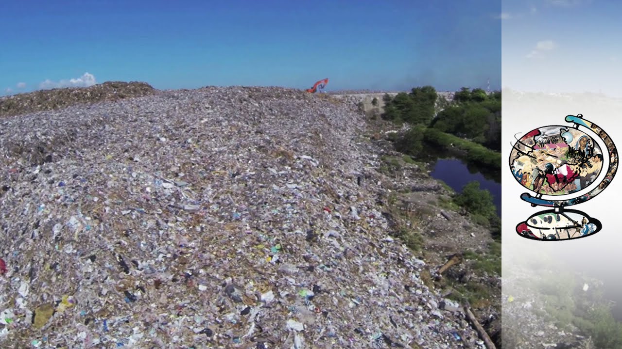 Mountain Of Tourist Landfill Threatening Bali's Paradise (2014)