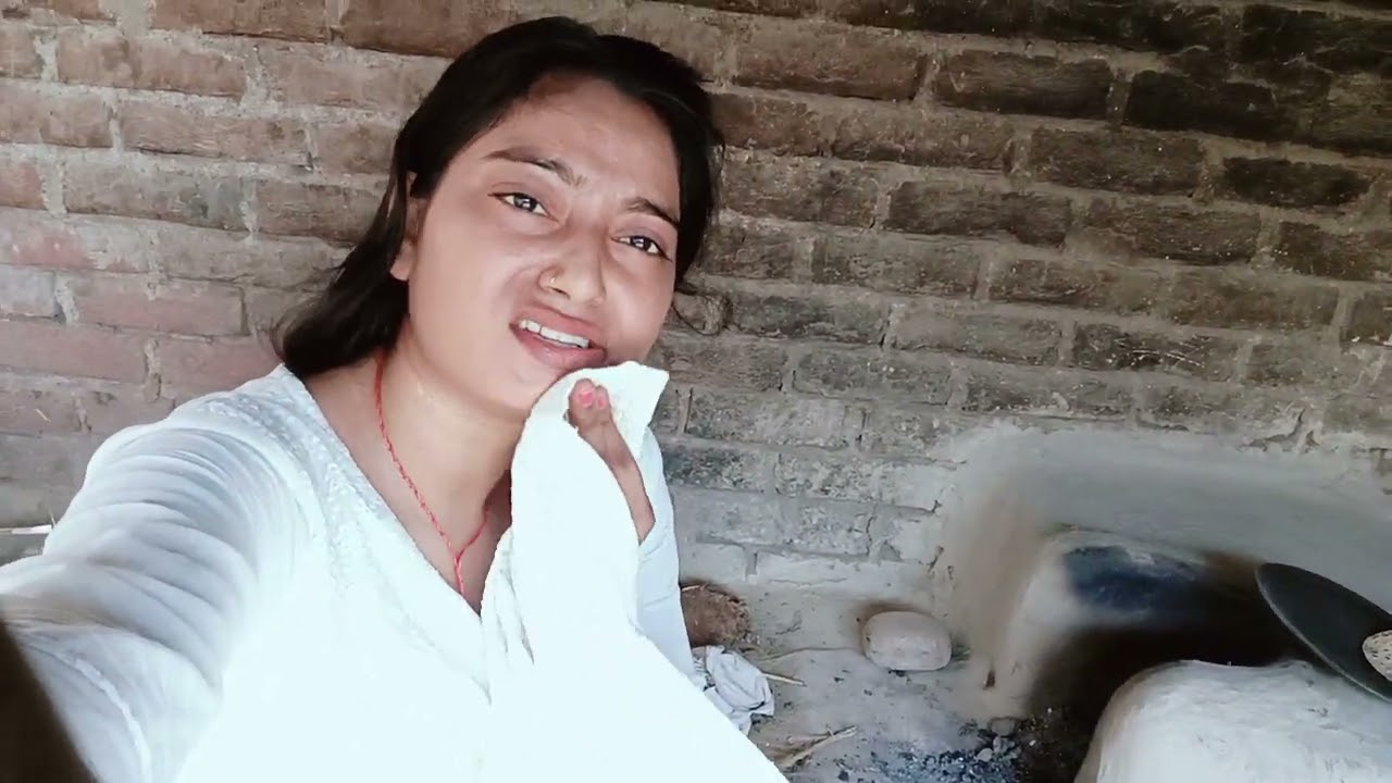 Aaj deshi 🥰 chulhe pe kiya kam