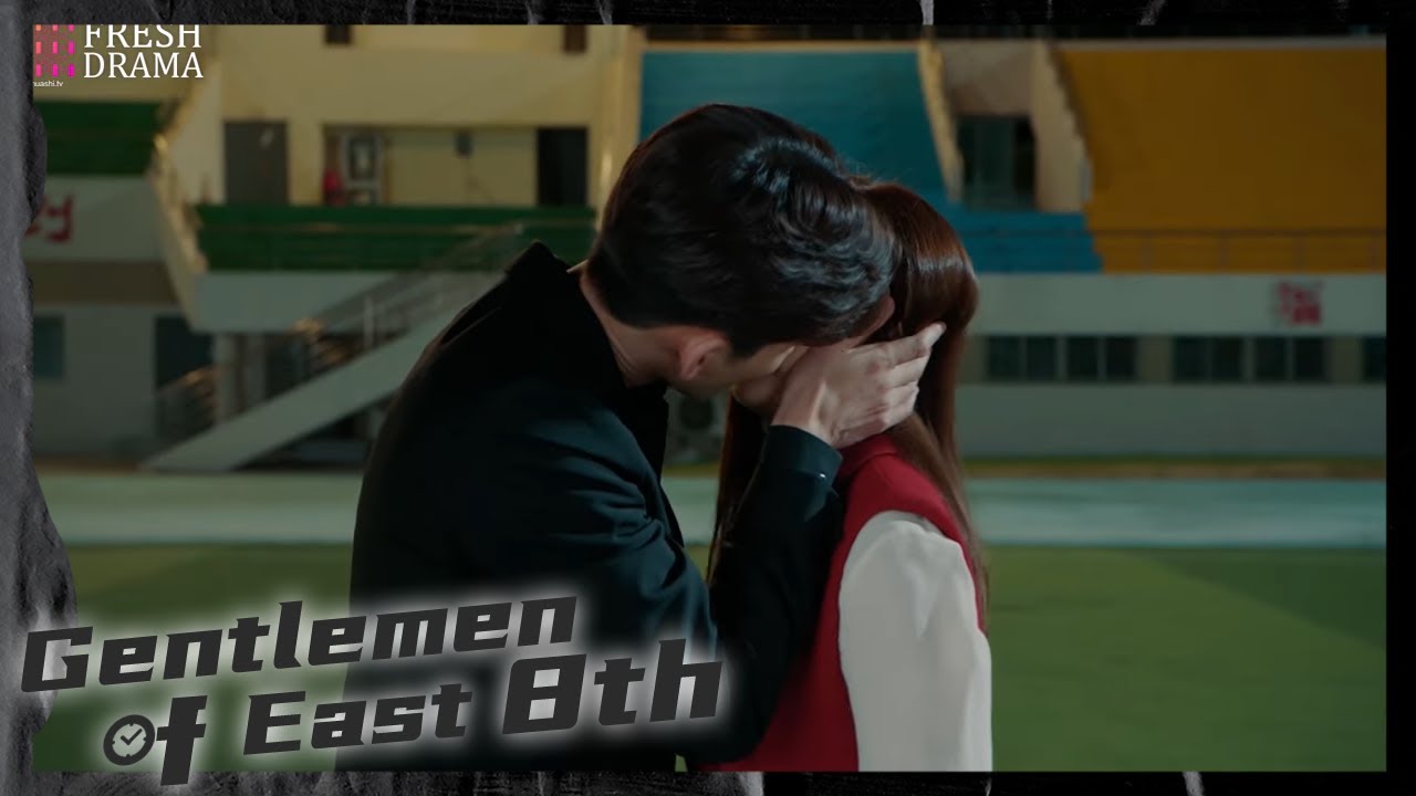 💋Finally he bombarded his lady boss with intense love and gave her a deep kiss|Gentlemen of East 8th