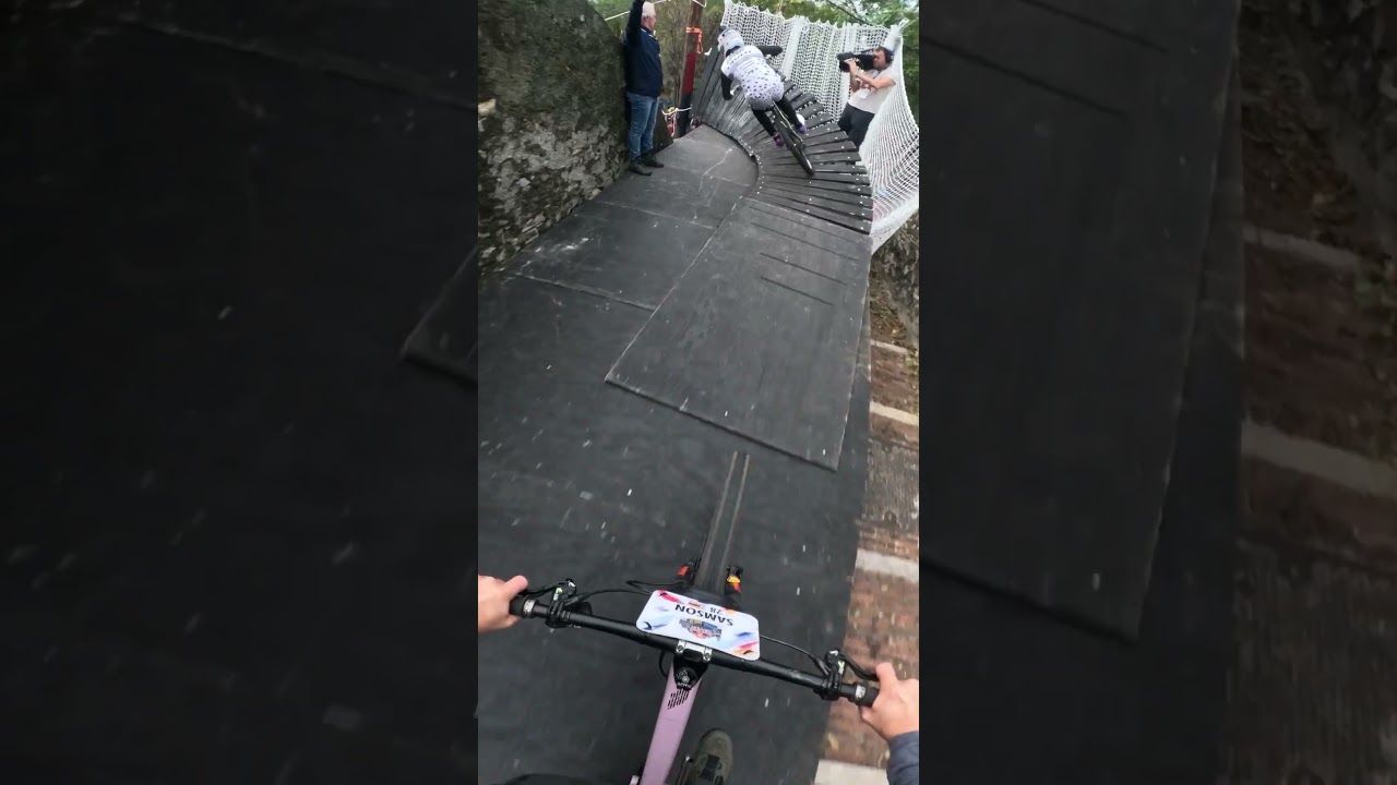 [UNCUT CRASH💥] Blake's Gnarly Off @ Red Bull Cerro Abajo Urban Downhill! 🌆