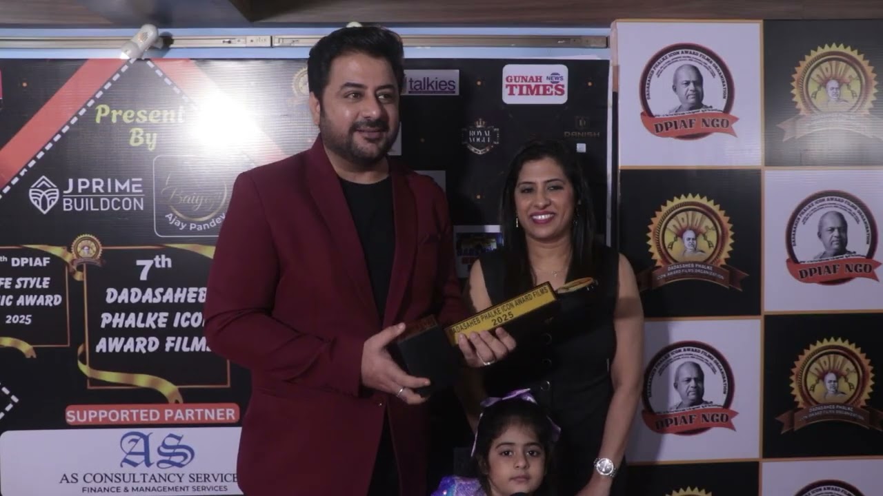 successful awardDadasaheb Phalke Icon Award Films, Mumbai Police icon achiever award, DPIAF