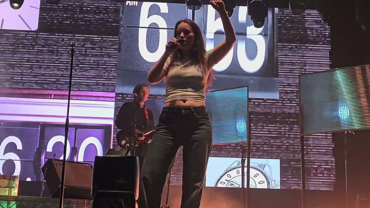 Sigrid - Do It Again (Live at Kesärauha 2025)
