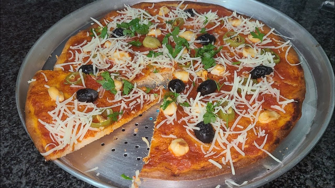 بيتزا خفيفة بعجينة رقيقة افضل من محلات فاست فود بنييينة جربيها بدون غلوتين