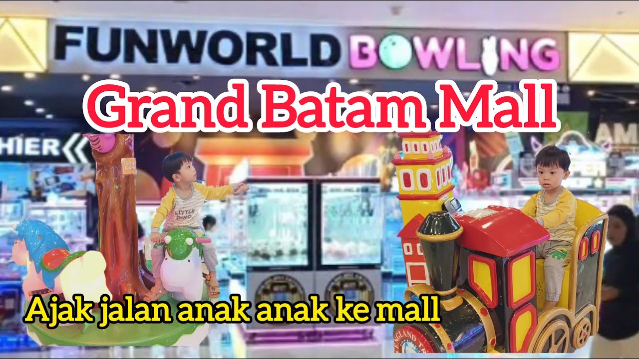 Bermain Funworld Bowling di Grand Batam Mall
