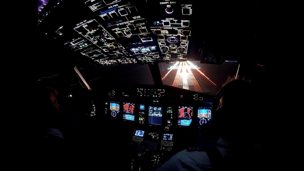 [Cockpit View] ATR72-600 Nightlapse / Approaching Zürich (ZRH/LSZH)