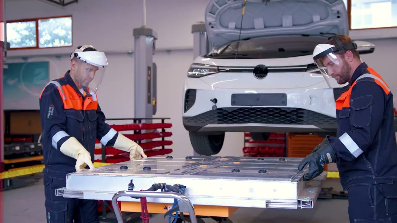 Come riparare le batterie di veicoli elettrici con il thermal gap filler LOCTITE TFX 3010