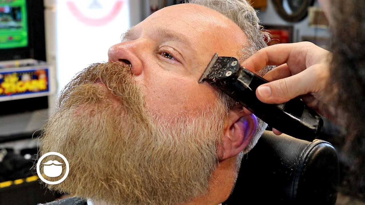Dense Bearded Guy Gets a 