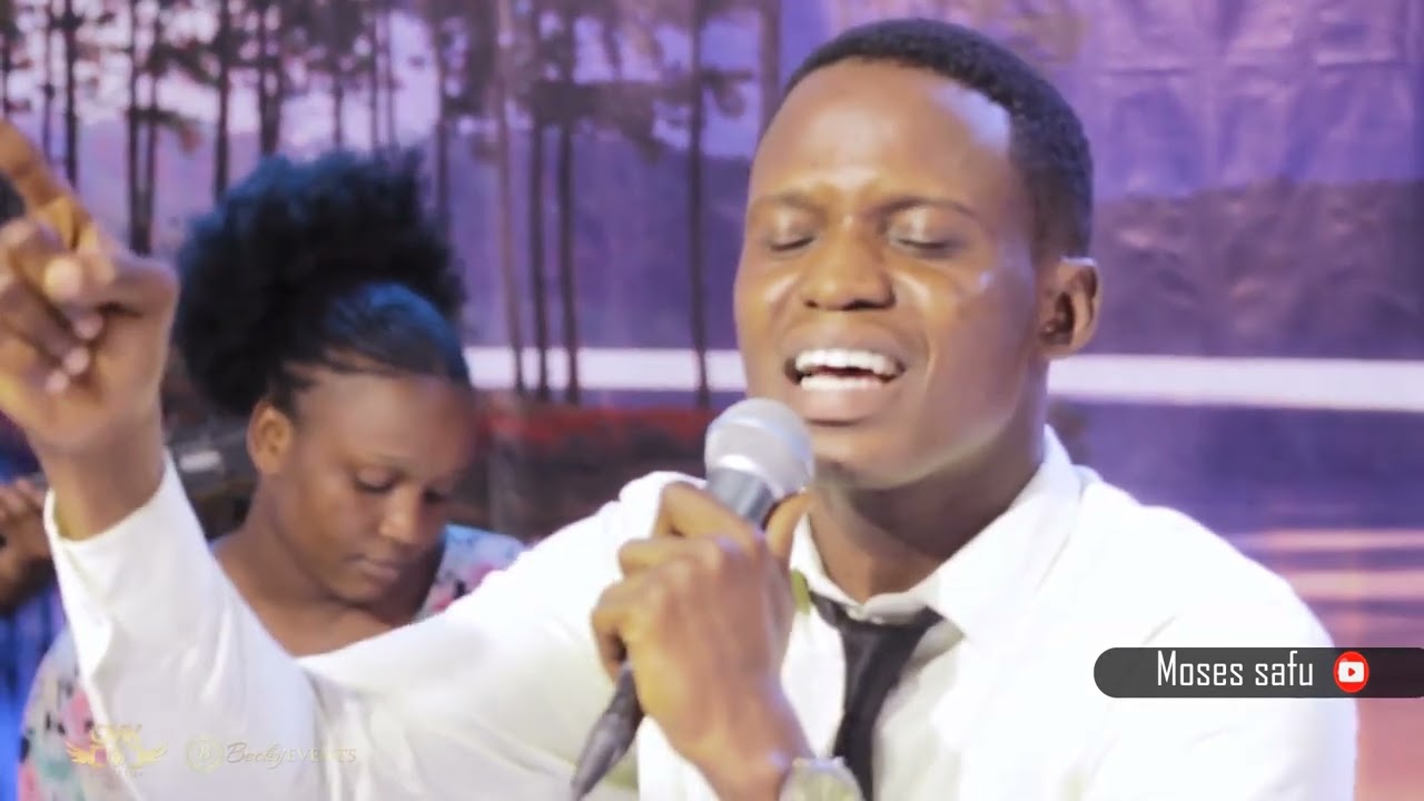 LISOLO version live _ Moses Safu