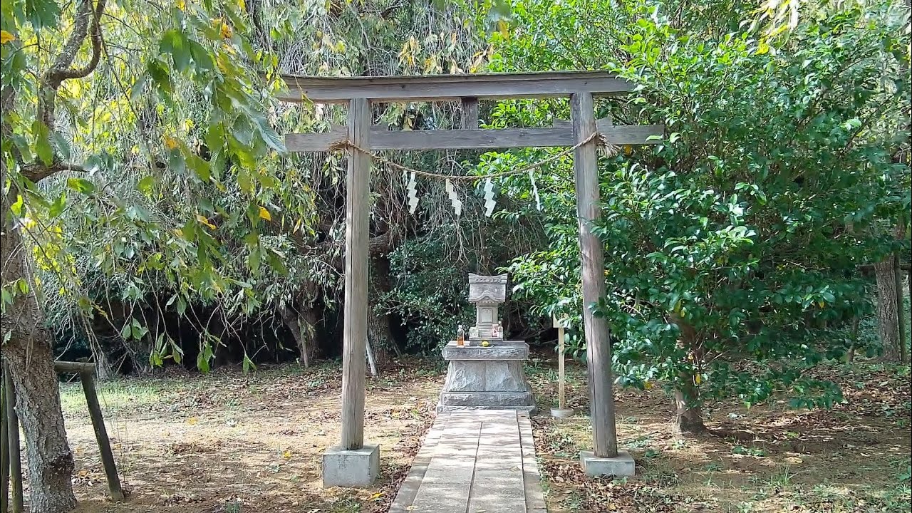 比々多神社元宮　小高い丘からの伊勢原の眺望