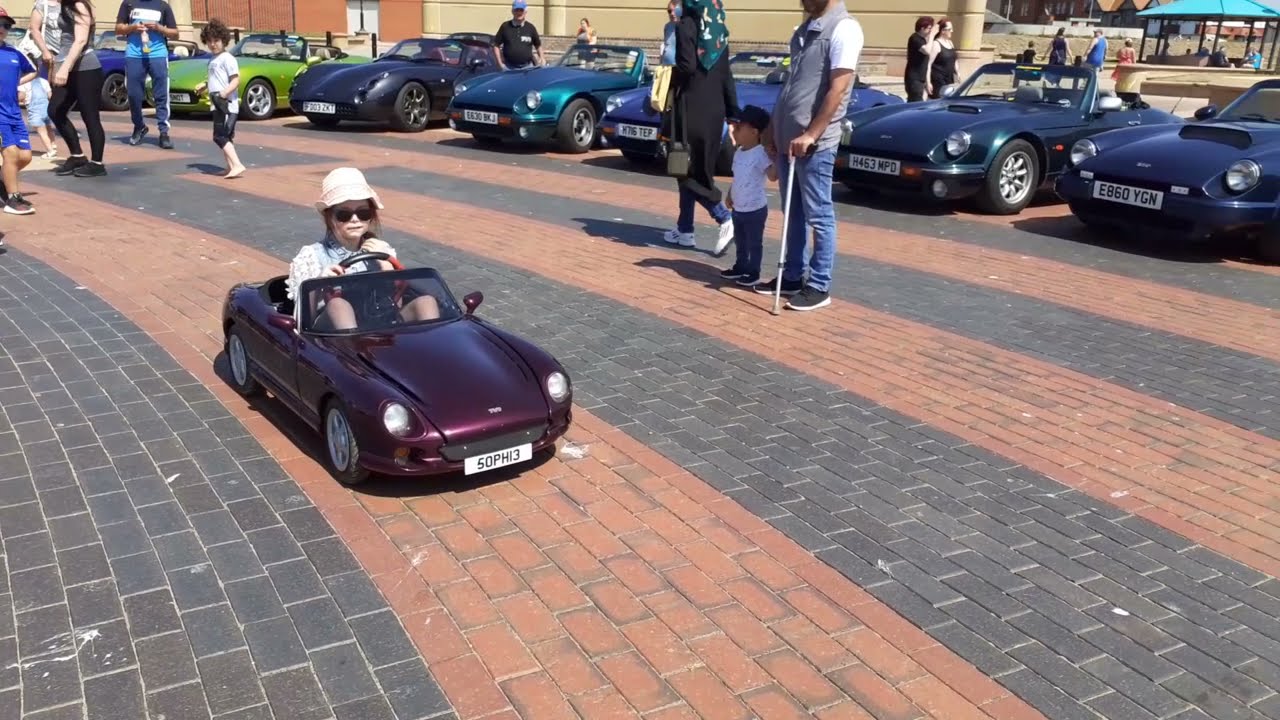 TVR Chimaera scale model build.