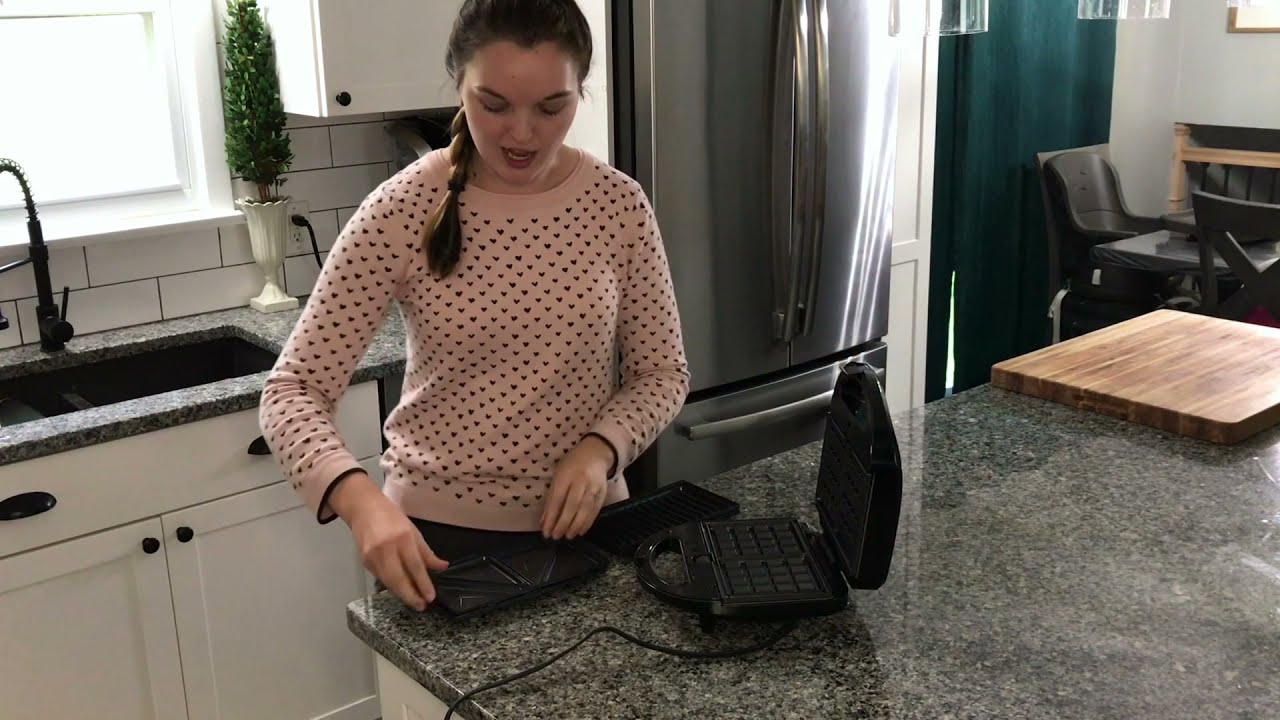 Review of OSTBA Sandwich Maker 3-in-1 Waffle Iron, 750W Panini Press Gril