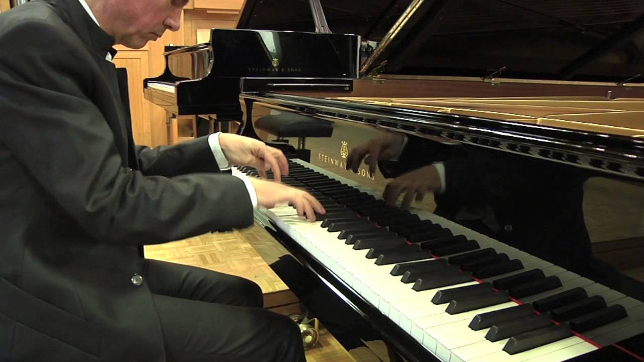 Camille Saint-Saëns Toccata fis-moll op. 72 Nr. 3 - Jürg Hanselmann, Steinway D 569 828