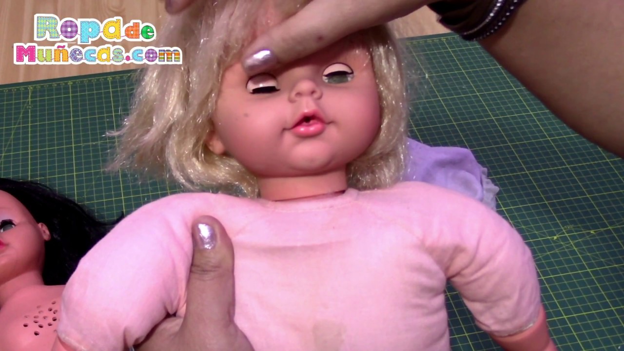 Te muestro mis Mu&ntilde;ecas de Infancia Review de Ropa de Mu&ntilde;ecas