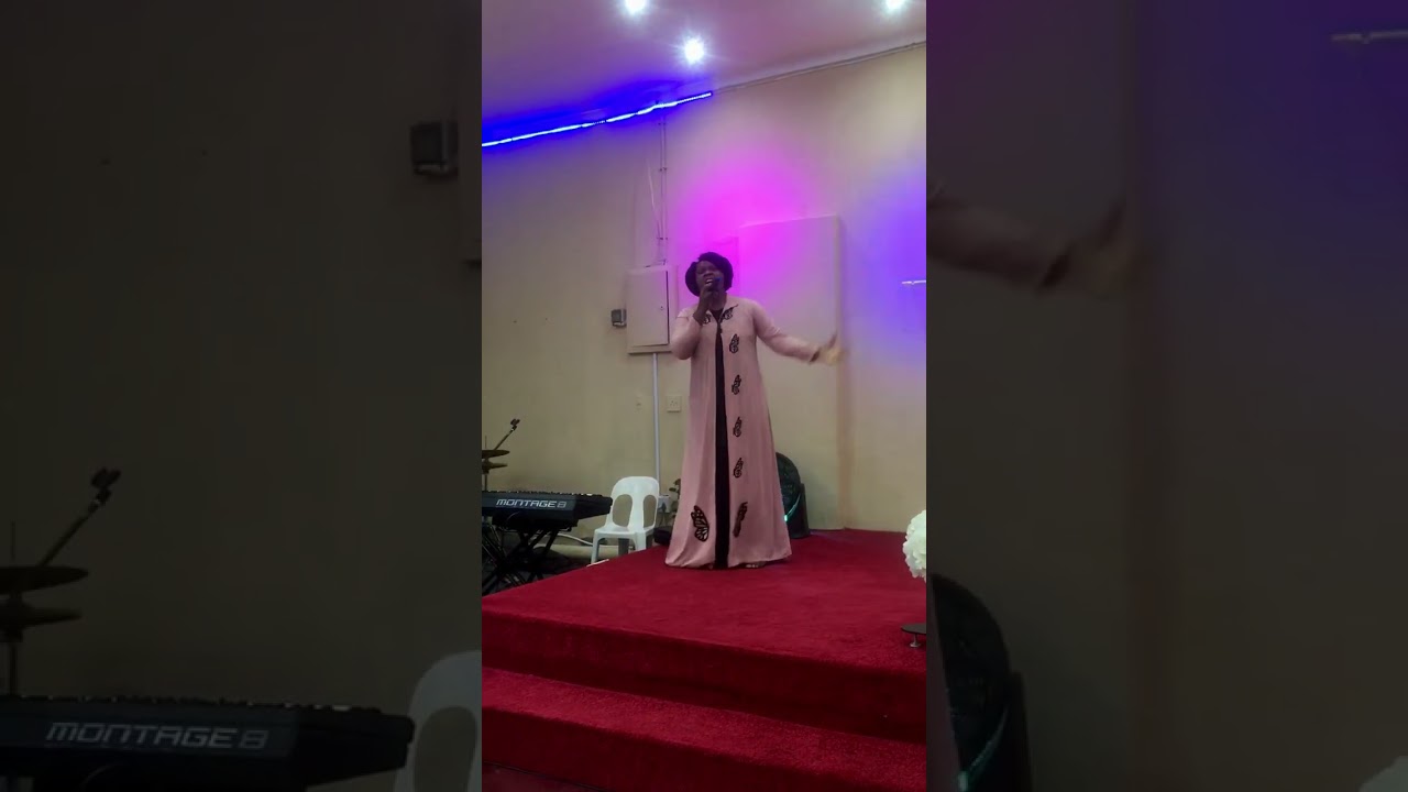 Seigneur! du sein de la poussière