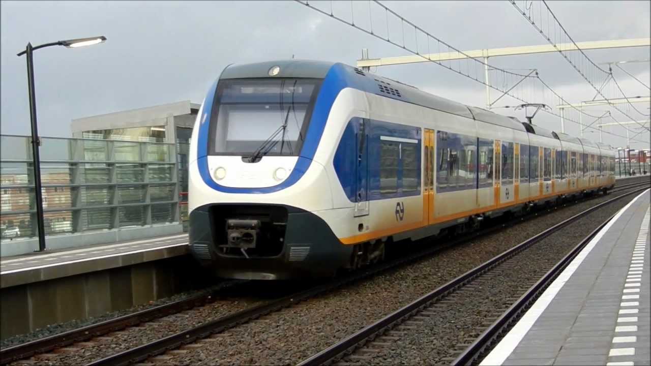 Treinen op Station Almere Poort - 8 & 9 December 2012